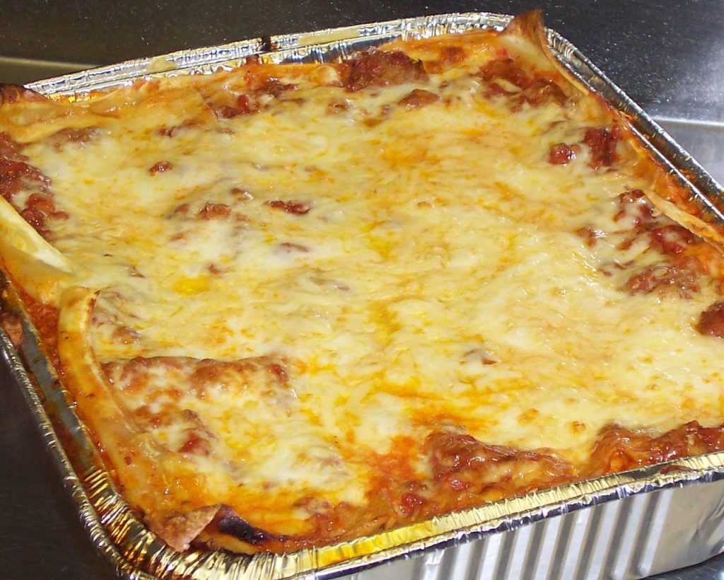 A customer's photo of Al's Pizza.
